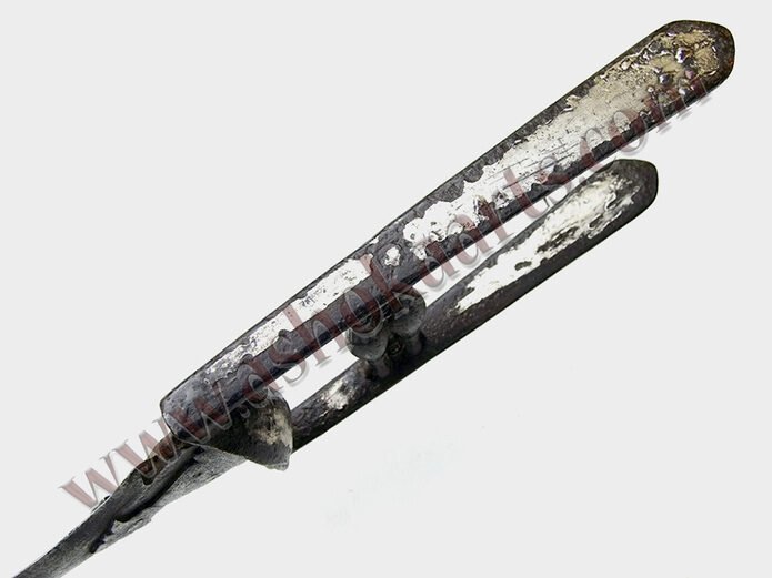 Most interesting South Indian Katar dagger with Bugis Keris blade